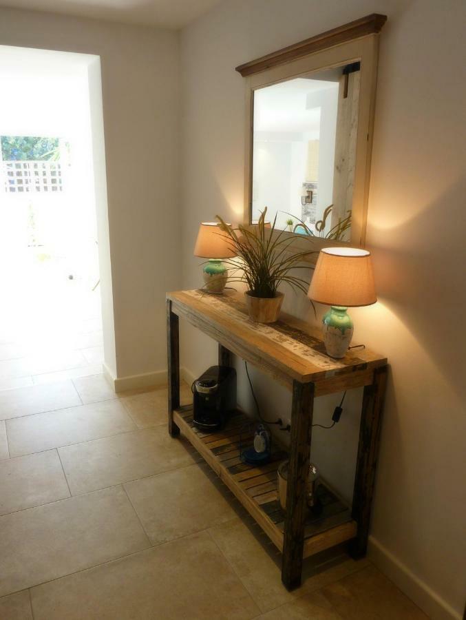 Breeze Boutique Guest Rooms, Acomodação com café da manhã  4*