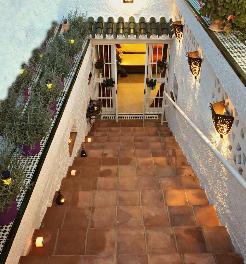 Breeze Boutique Guest Rooms, Acomodação com café da manhã  4*