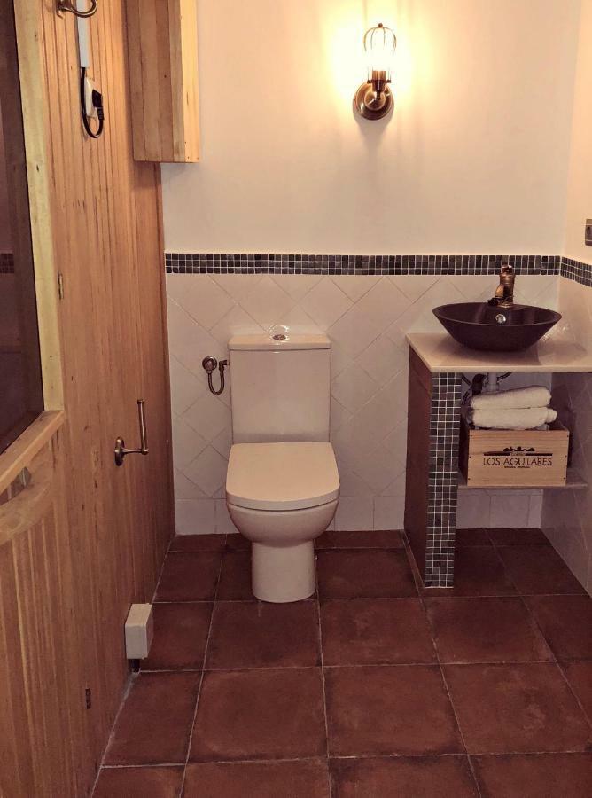 Breeze Boutique Guest Rooms, Acomodação com café da manhã  4*